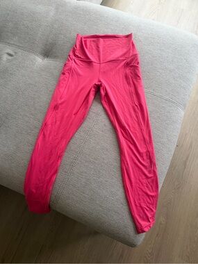Hot pink Lululemon leggings
